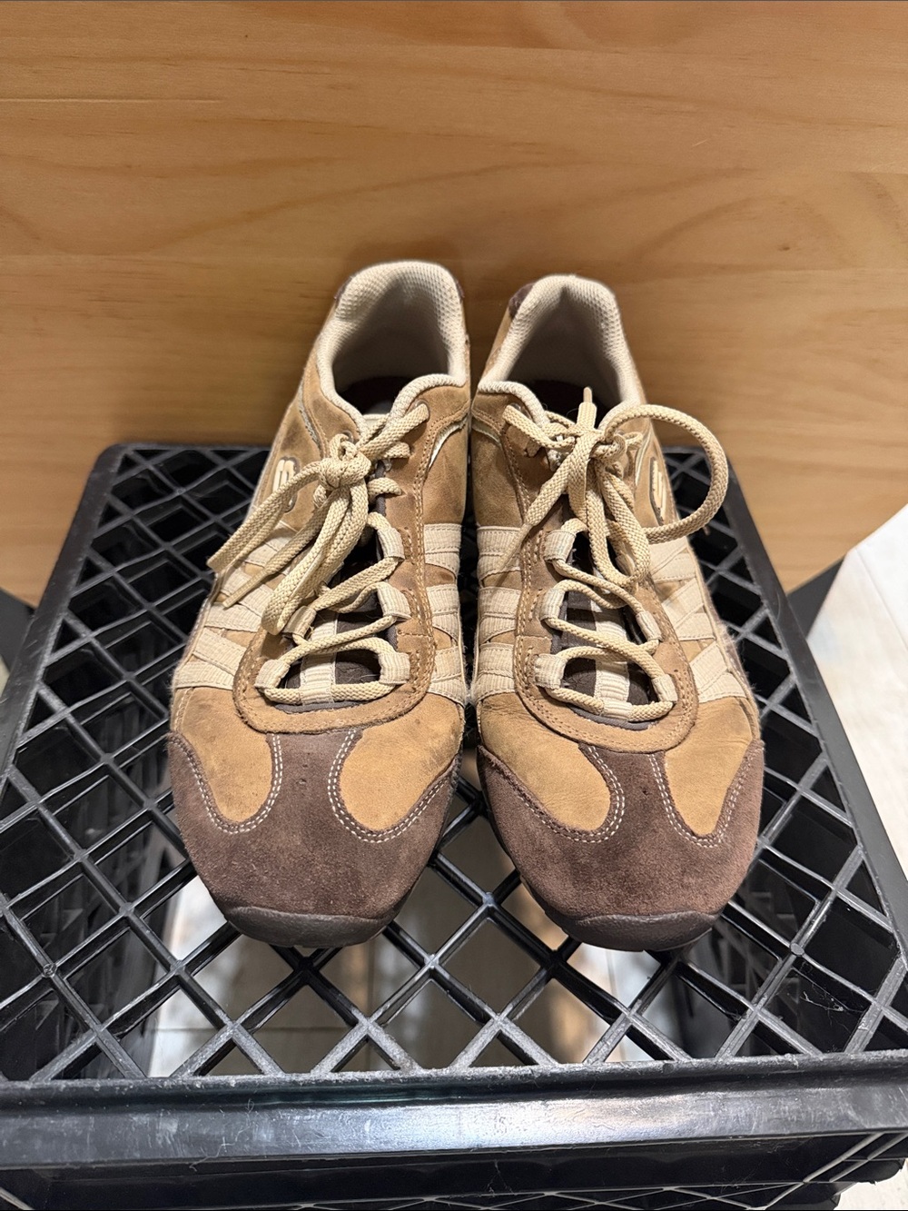 Women’s Skechers Old School Style Circa early 2000’s